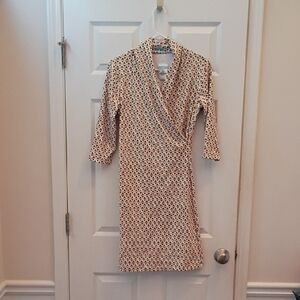 Ladies JMLaughlin Elegant Wrap Dress in Cream and Black
